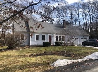 8 Candlewood Dr, Sandwich, MA 02563