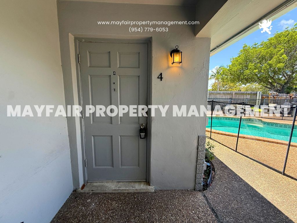 1140 NE 25th Ave APT 4, photo 8