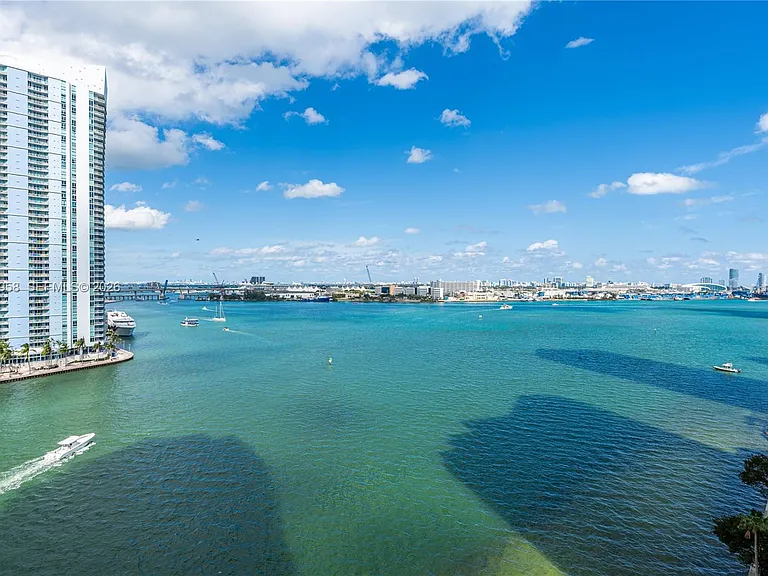 900 Brickell Key Blvd #1002 — Photo 2