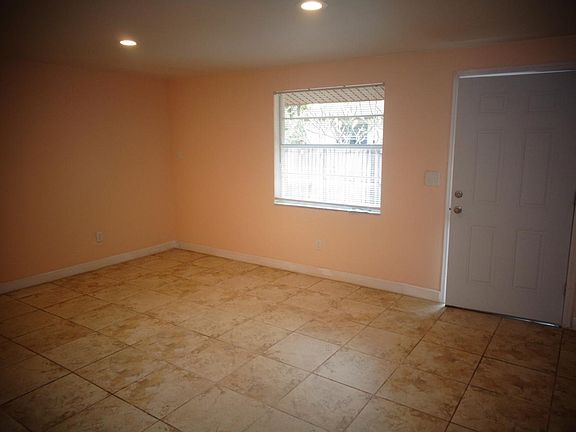 5th image of 7688 63rd St N #B