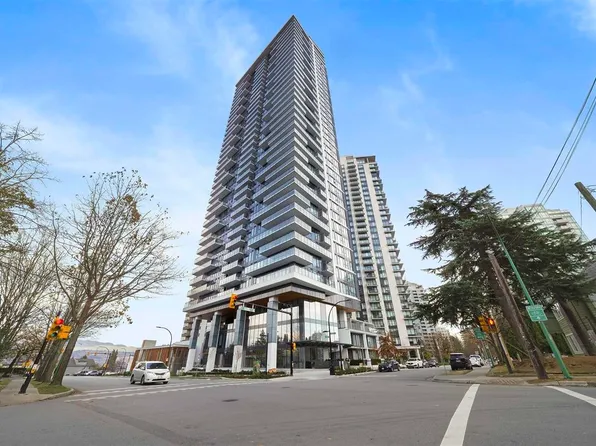 4711 Hazel St #410, Burnaby, BC V5H