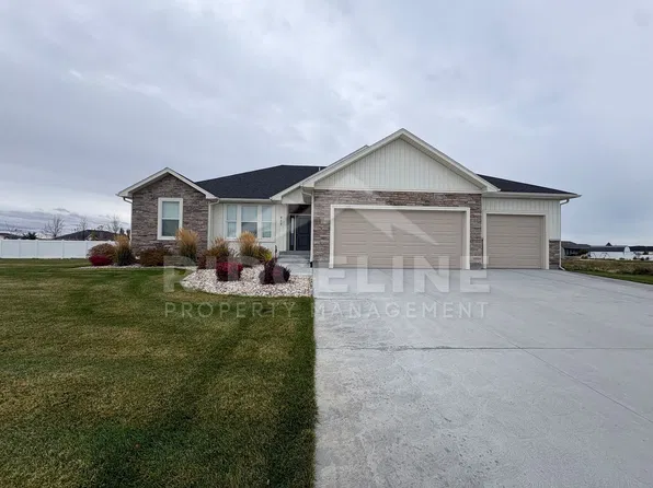 857 Oak Hill Way, Rexburg, ID 83440
