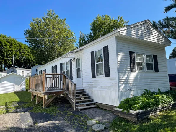 11 Brookside Park Road, Vassalboro, ME 04989