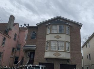 694-696 E 26th St, Paterson, NJ