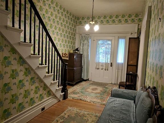 5th image of 42 Gorham St