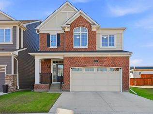 134 E Yorkstone Way SW, Calgary, AB T2X 4S2