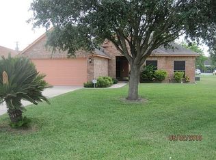 902 Gary Ln, Weslaco, TX 78596