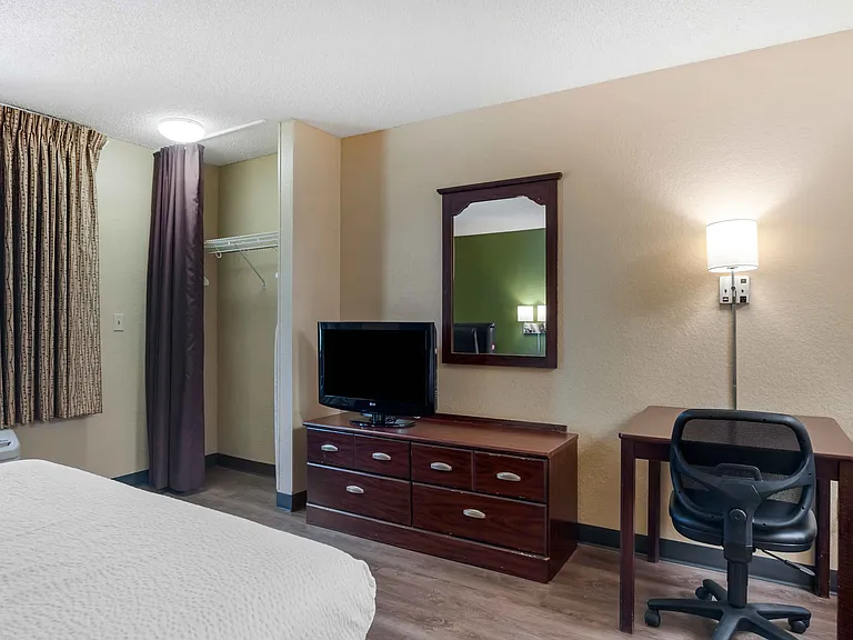 Studio Suite - 1 King Bed