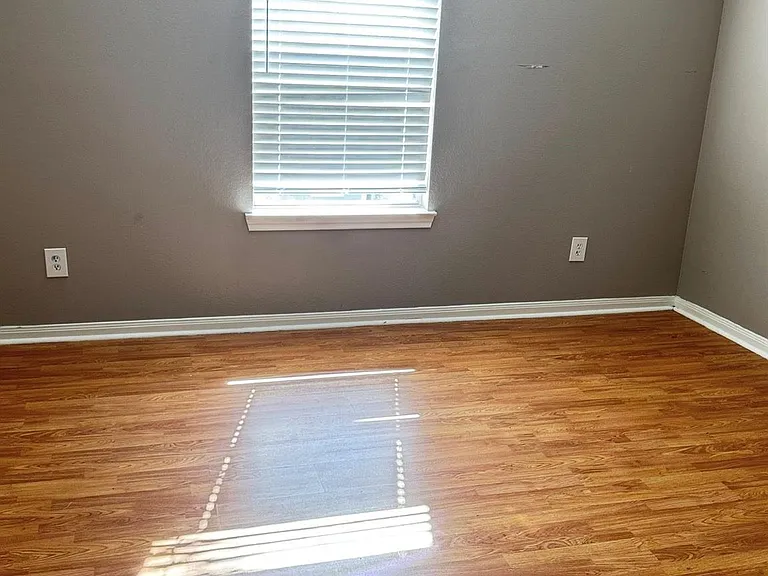 3922 Davenport St #B — Photo 5