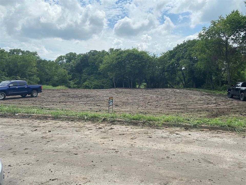 1st image of 1719 E Shore Dr Lot 3