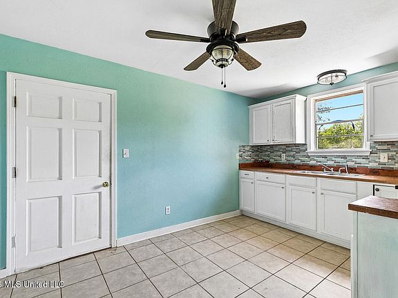 3rd image of 2062 Union Church Rd