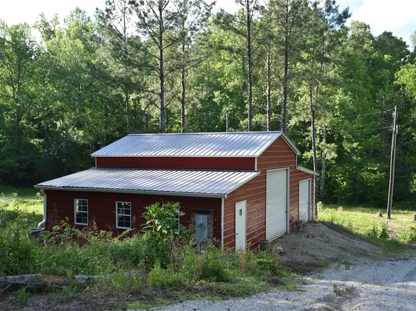 343 Butts Farm Rd, Westminster, SC 29693