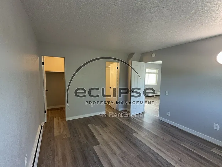 Summit View Apartments — Photo 88