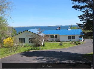 695 Us Route 1, Robbinston, ME 04671