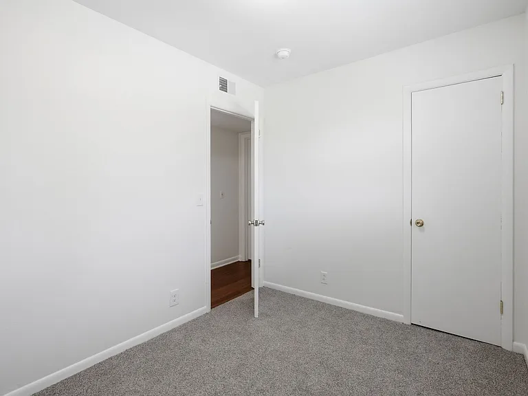 316 Lorna Dr — Photo 22