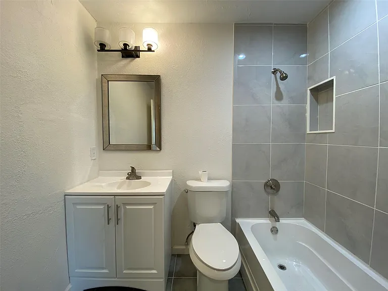 2813 Arcady Dr — Photo 17