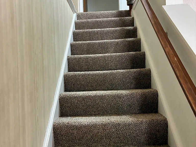 1211 Park Ln — Photo 1