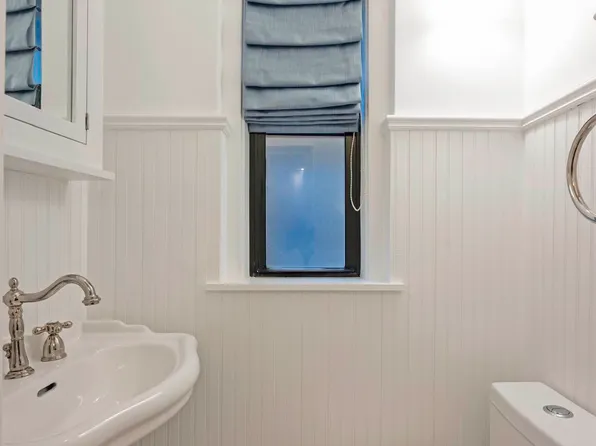 124 East 84th Street image 8 of 10