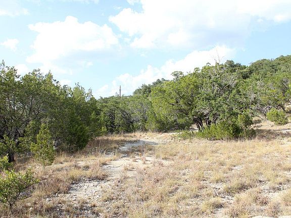 3rd image of 28808 Rim Rock Rd