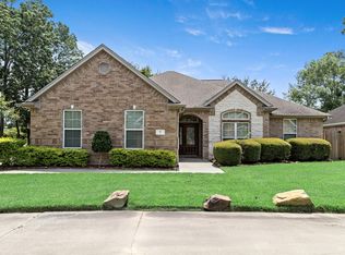 7 Howell Ct, Beaumont, TX 77706