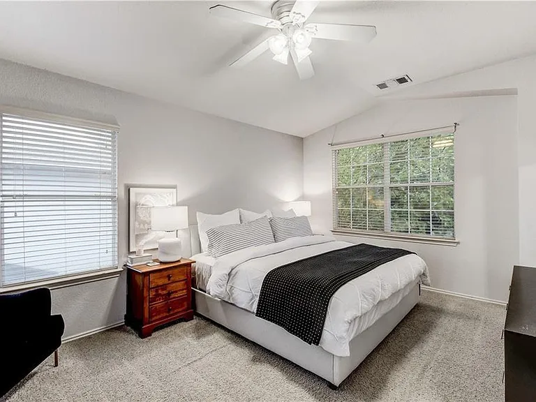 11515 James B Connolly Ln — Photo 11