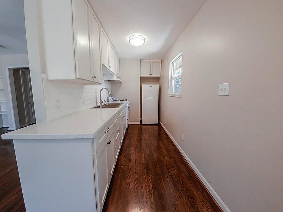 1st image of 1914 McDuffie St APT 5