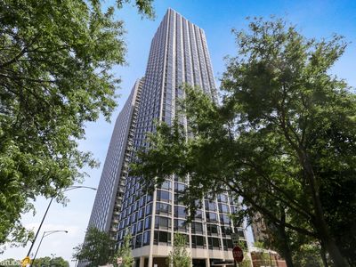 1555 N Astor St #28EW, Chicago, IL, 60610