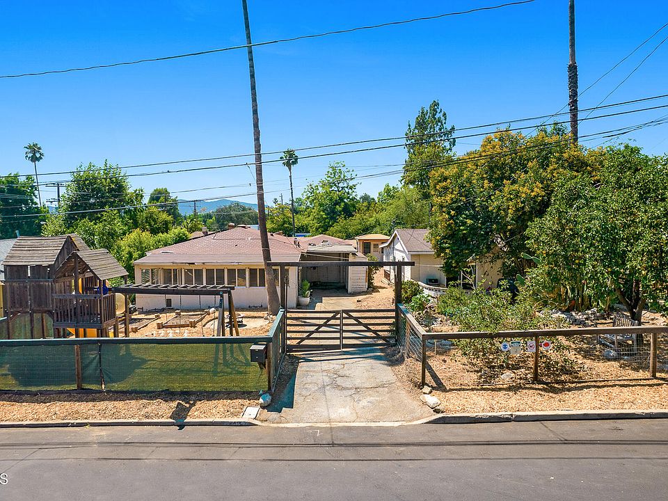 1st image of 2915 N Emerson Way