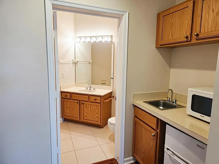 8330 Mulligan Cir #B — Photo 8