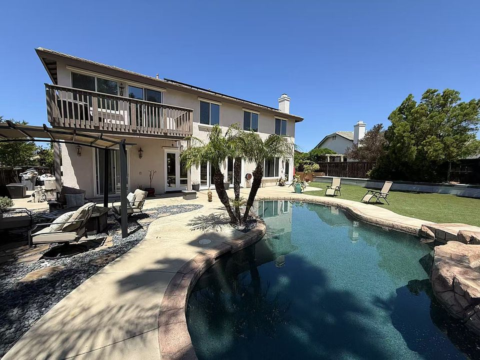 2nd image of 40290 Camino Campos Verde