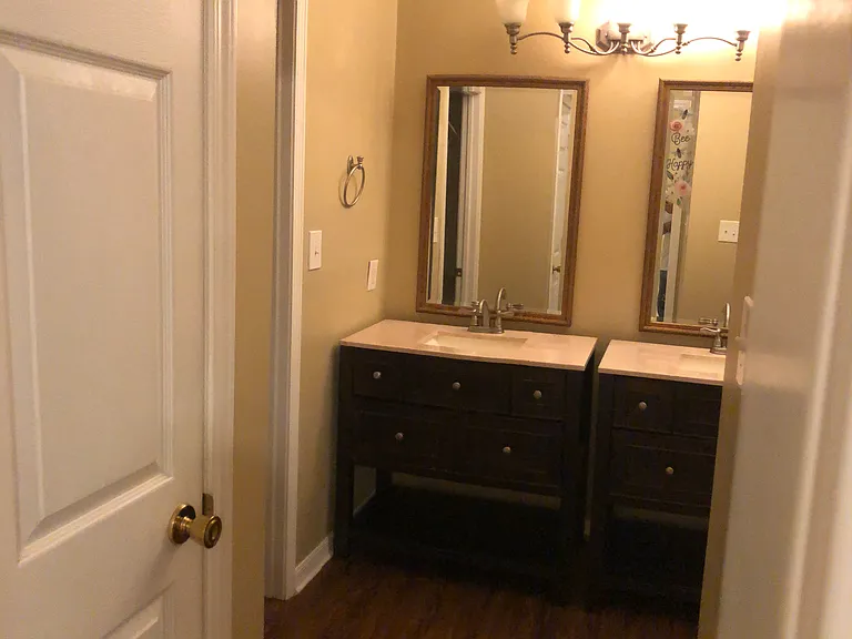 100 Woods Dr — Photo 3