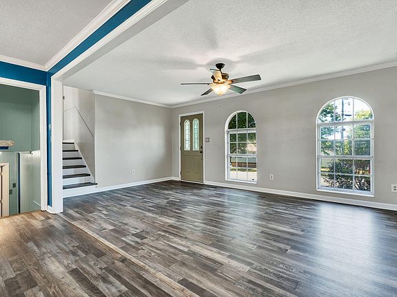 2nd image of 2640 Alvin Ct NW