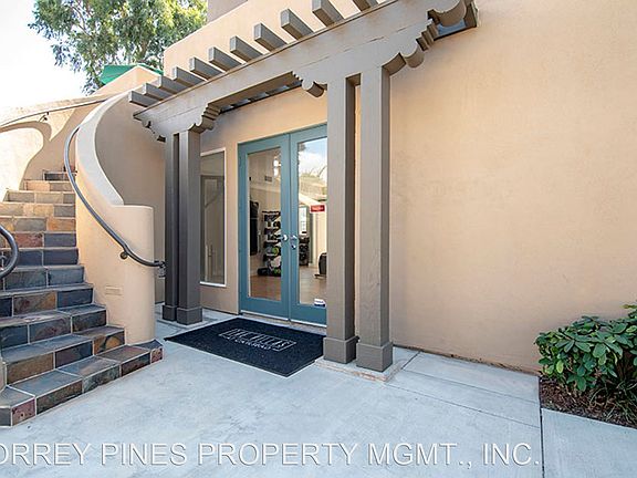 4th image of 2690 Kremeyer Cir Unit 2