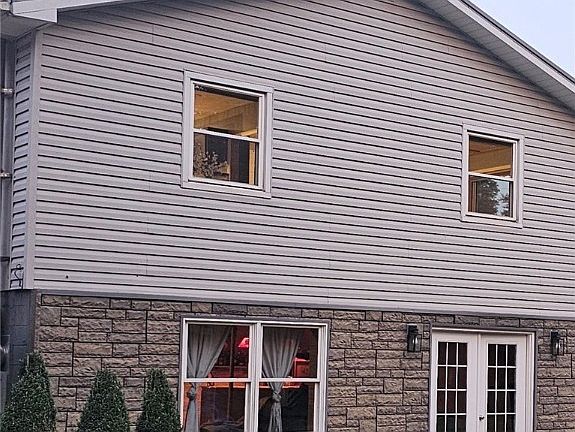 2nd image of 928 Township Road 2704