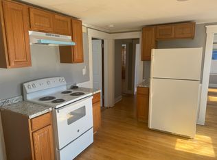 121 Central St #3, Southbridge, MA 01550
