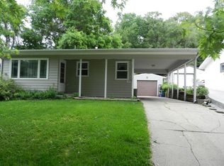 9 Marian Ave, Council Bluffs, IA 51503