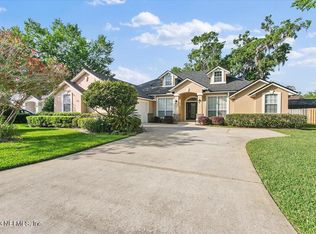 1819 Sentry Oak Ct, Fleming Island, FL 32003