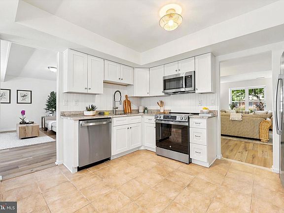 2nd image of 34 Green Woods Dr