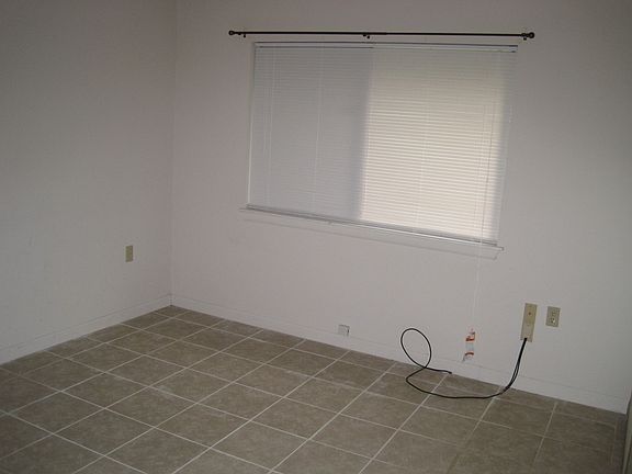 5th image of 9649 Ivy Bend St