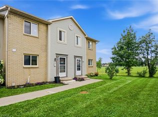 65 Dorchester Blvd #44, Saint Catharines, ON L2M7T1