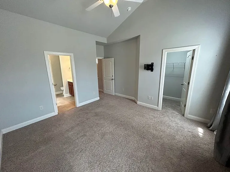 109 Windy Creek Ln — Photo 29