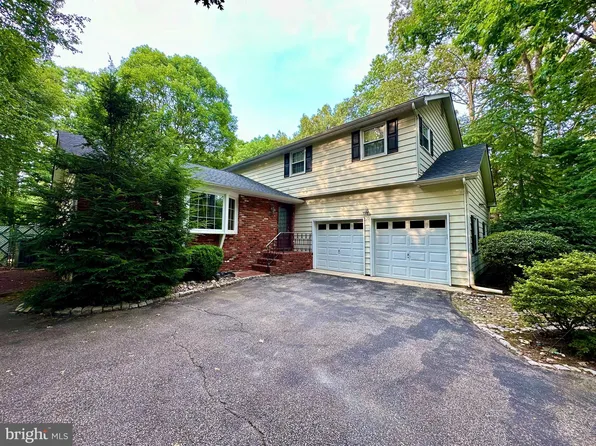 48 Maine Trl, Medford, NJ 08055