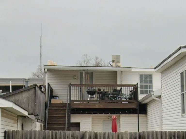 112 W Park St #2 — Photo 11