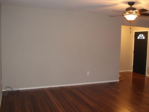 5th image of 614 Mercury Dr