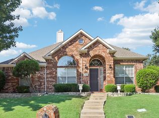 1212 Valley Oaks Dr, Lewisville, TX 75067