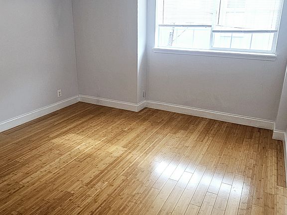 4th image of 628-30 N 11th St #7