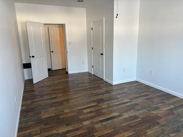 3157 Library Rd — Photo 4