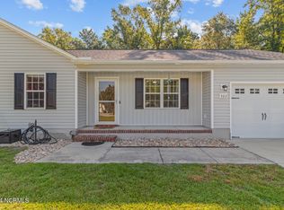 322 Reid Ct N, Jacksonville, NC 28540