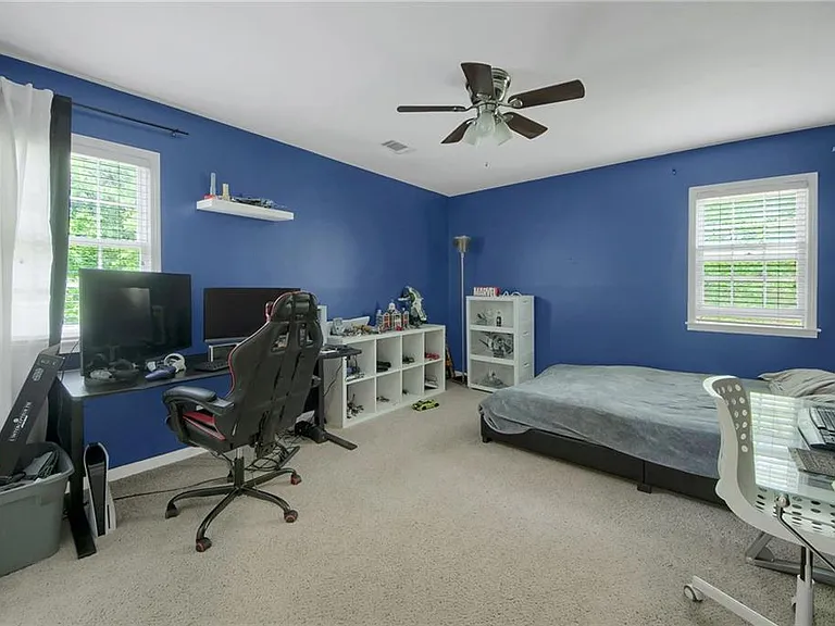 2710 Abbottswell Dr — Photo 23