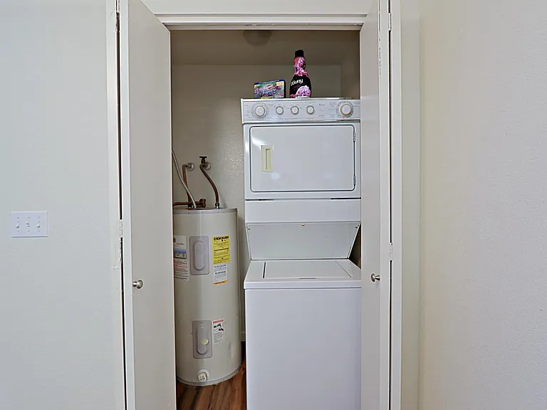 1223 S Dorsey Ln #203 — Photo 15